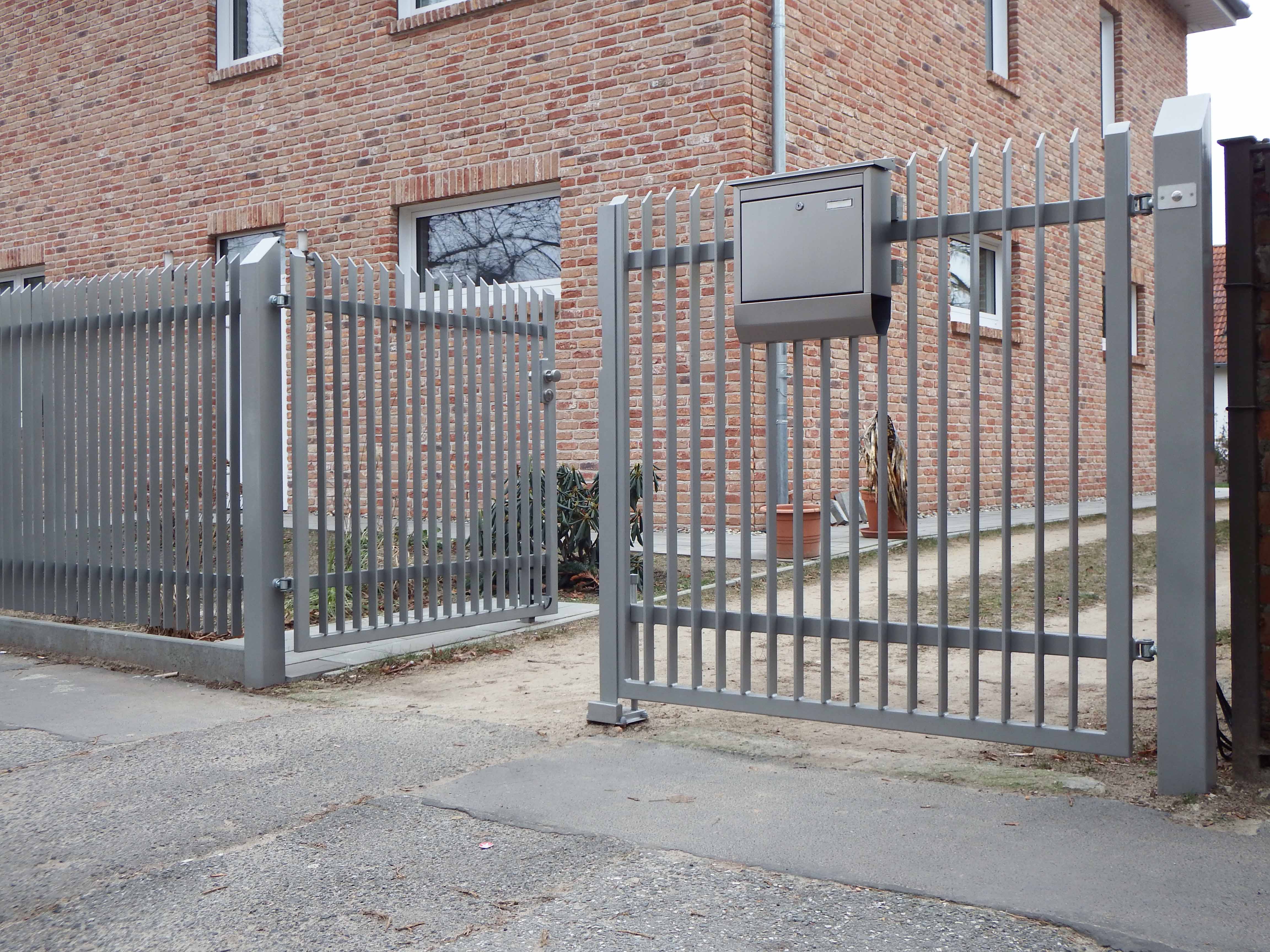 Doppelflügeltor MetalArt Berlin Zäune aus Polen