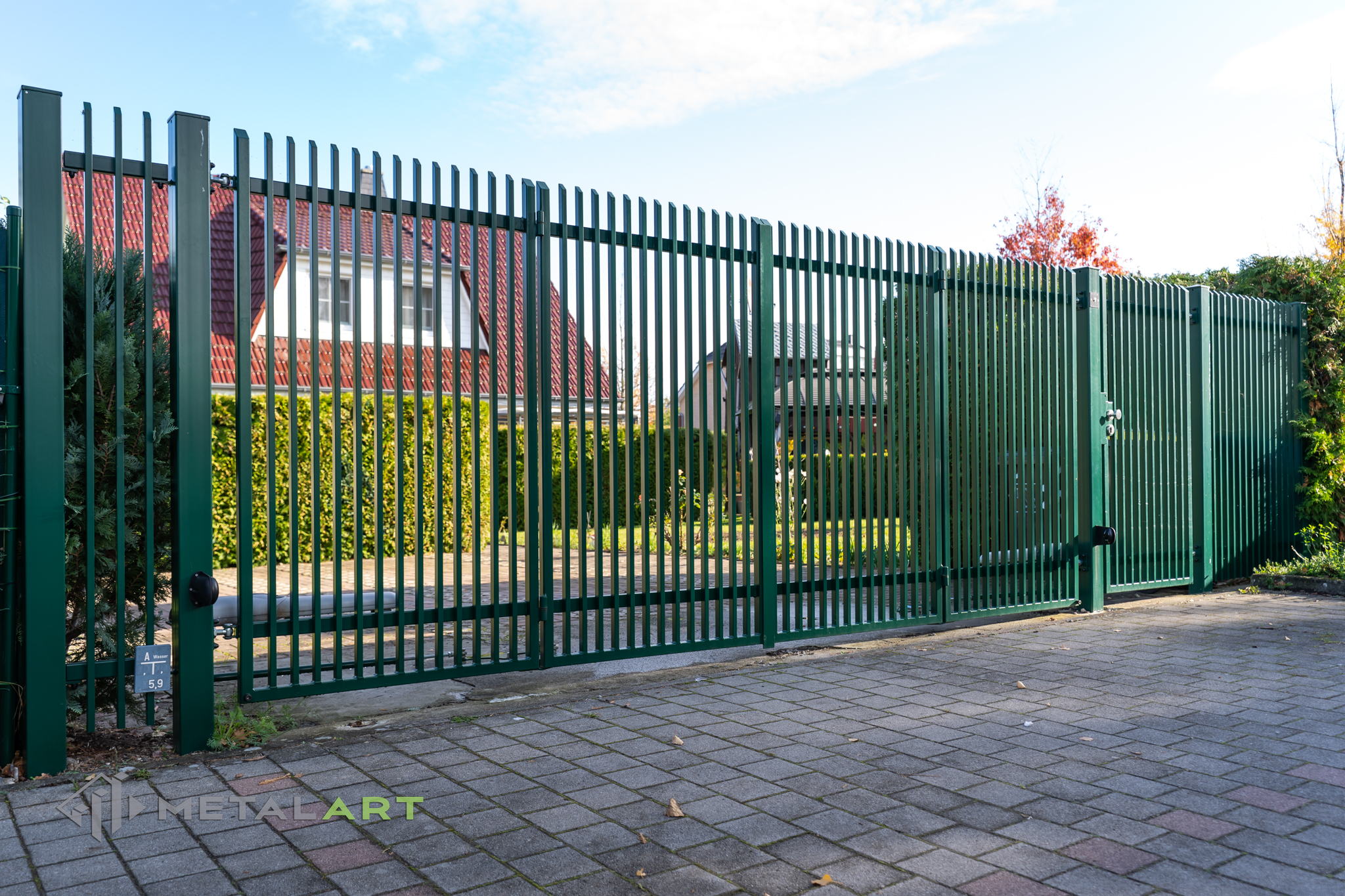 Zaunprojekt, Zaunportfolio, moderne Zäune, Zaunanlage Projekt, Zaun Metal Art, Zäune aus Polen, Zaun Berlin, Zaun günstig kaufen, Zäune und Tore