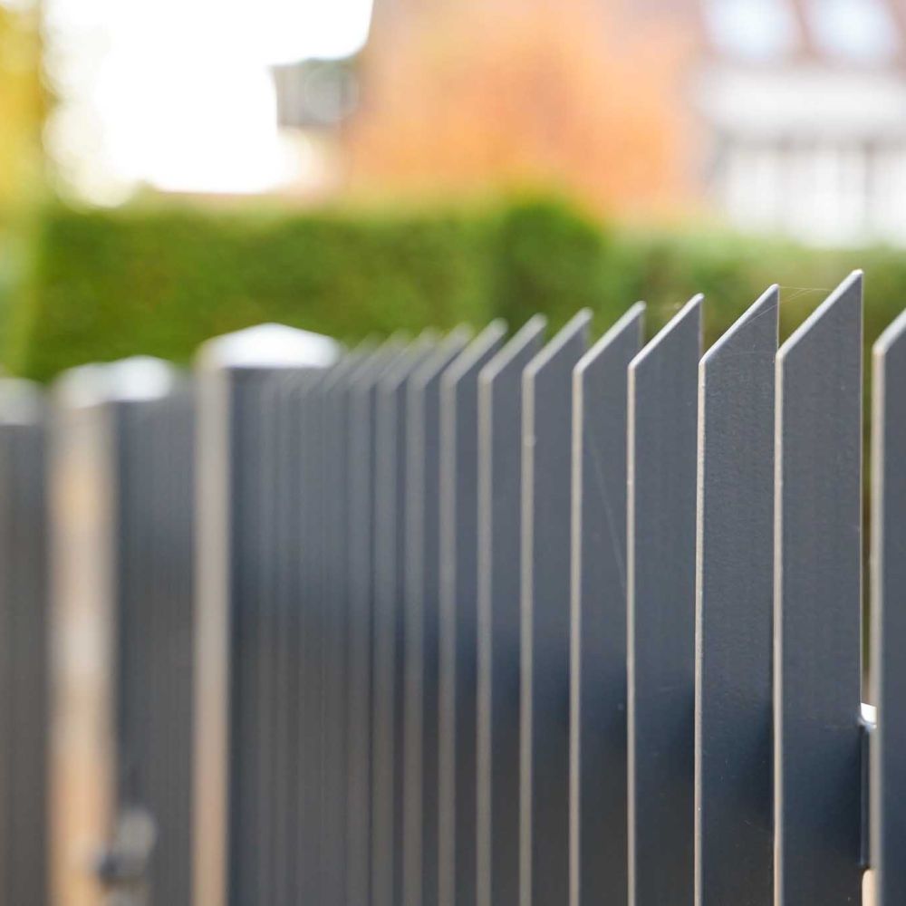 Zaunserie TAKT-VOLL Zäune AMBIENT Zaun Berlin MetalArt Zäune nach Mass Zaunanlage Zaunsystem moderne Zäune