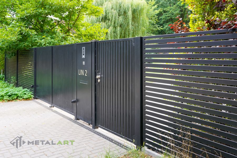 moderne Zäune, Zaunanlage Projekt, Zaun Metal Art, Zäune aus Polen, Zaun Berlin, Zaun günstig kaufen, Zäune und Tore, moderne Zäune, Sichtschutzzäune