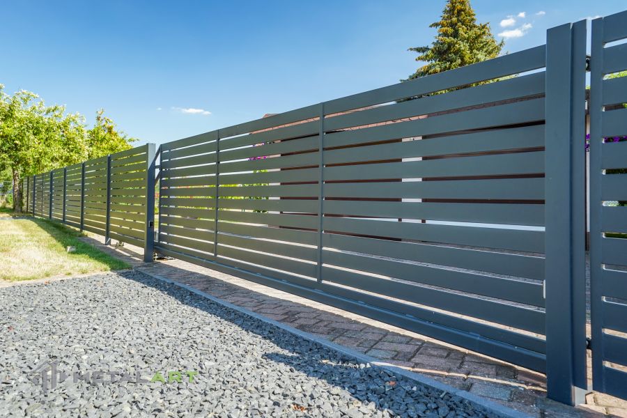 moderne Zäune, Zaunanlage Projekt, Zaun Metal Art, Zäune aus Polen, Zaun Berlin, Zaun günstig kaufen, Zäune und Tore, moderne Zäune, Sichtschutzzäune