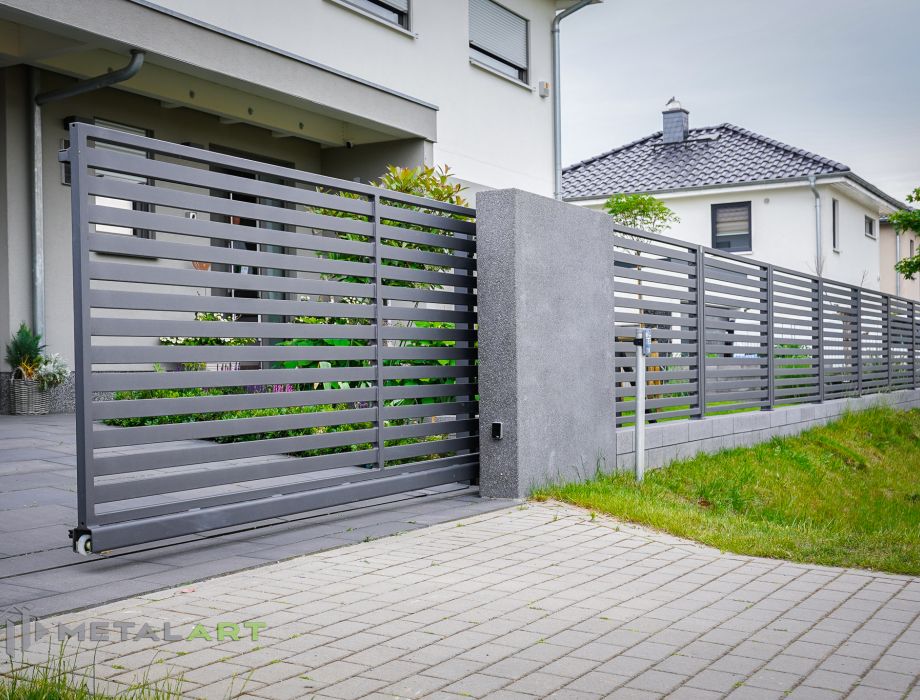 Zaunanlage, moderne Zäune, Zaun Metal Art, Zäune aus Polen, Zaun Berlin, Zaun günstig kaufen