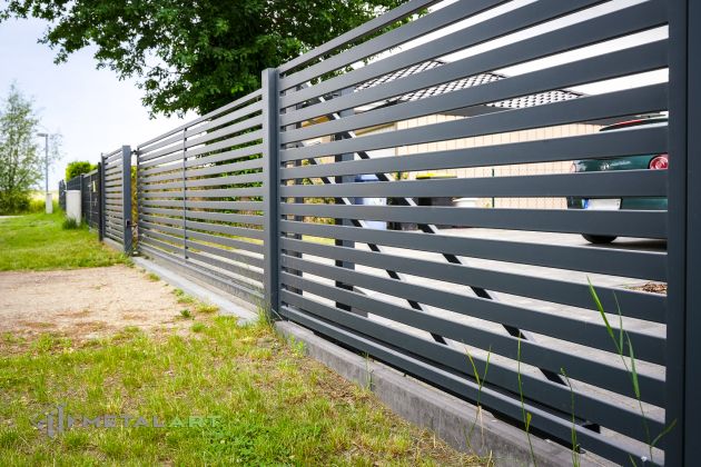 moderne Zäune, Zaunanlage Projekt, Zaun Metal Art, Zäune aus Polen, Zaun Berlin, Zaun günstig kaufen, Zäune und Tore, moderne Zäune, Sichtschutzzäune
