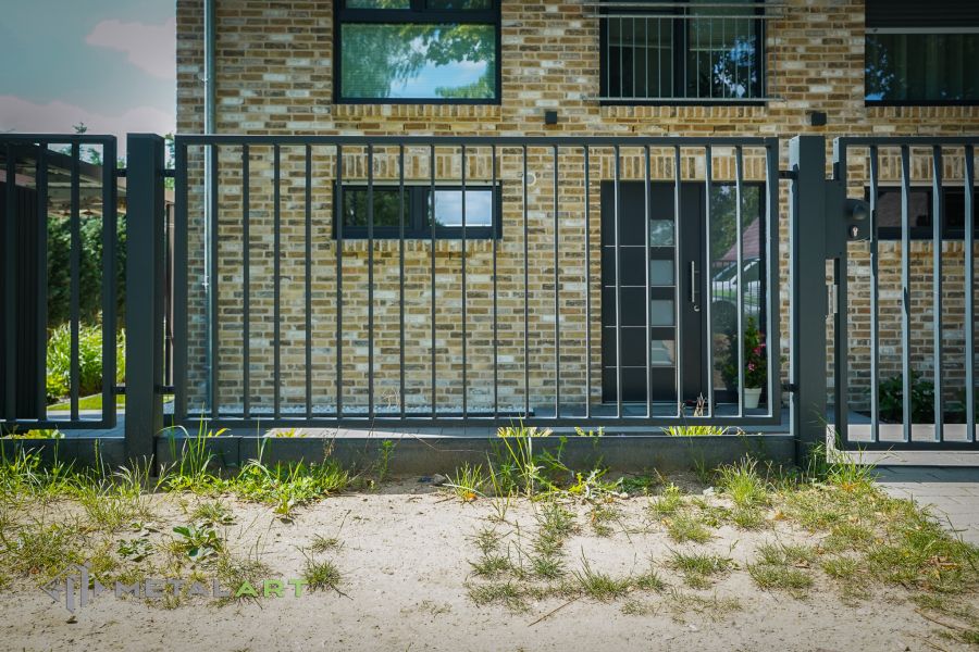 moderne Zäune, Zaunanlage Projekt, Zaun Metal Art, Zäune aus Polen, Zaun Berlin, Zaun günstig kaufen, Zäune und Tore, moderne Zäune, Sichtschutzzäune