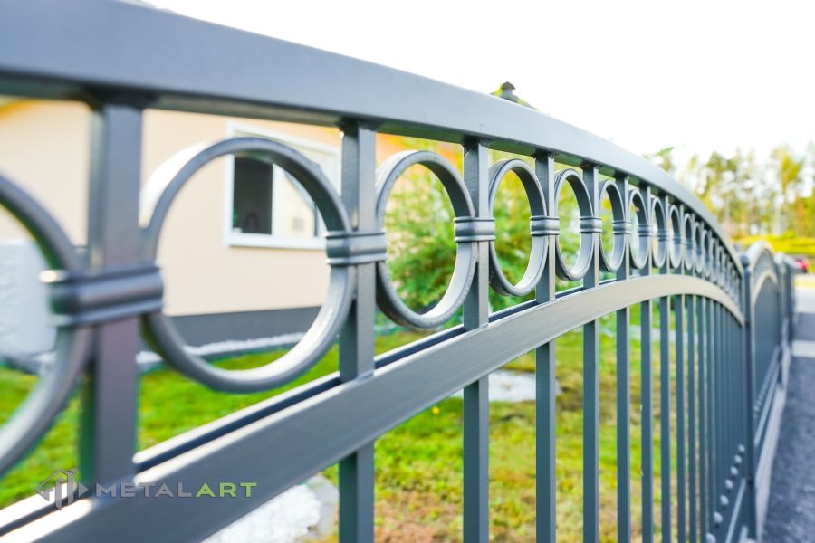 Schmuckzaun, Rahmenzaun, Schmiedezaun, Schmiedezäune, Zaunanlage Projekt, Zaun Metal Art, Zäune aus Polen, Zaun Berlin, mit Kugeln, klassische Zäune, Gartenzaun, Gartenzäune