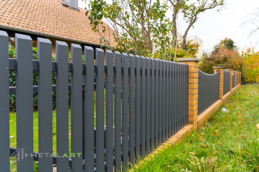 Sichtschutzzaun, Zaunprojekt, Zaunportfolio, moderne Zäune, Zaunanlage Projekt, Zaun Metal Art, Zäune aus Polen, Zaun Berlin, Zaun günstig kaufen, Zäune und Tore