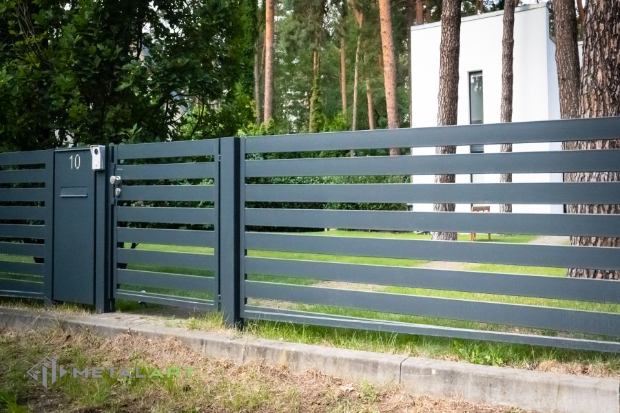 Sichtschutzzaun, Sichtschutzzäune, moderne Zäune, Zaunanlage Projekt, Zaun Metal Art, Zäune aus Polen, Zaun Berlin, Zaun günstig kaufen, Zäune und Tore, moderne Zäune, Sichtschutzzäune