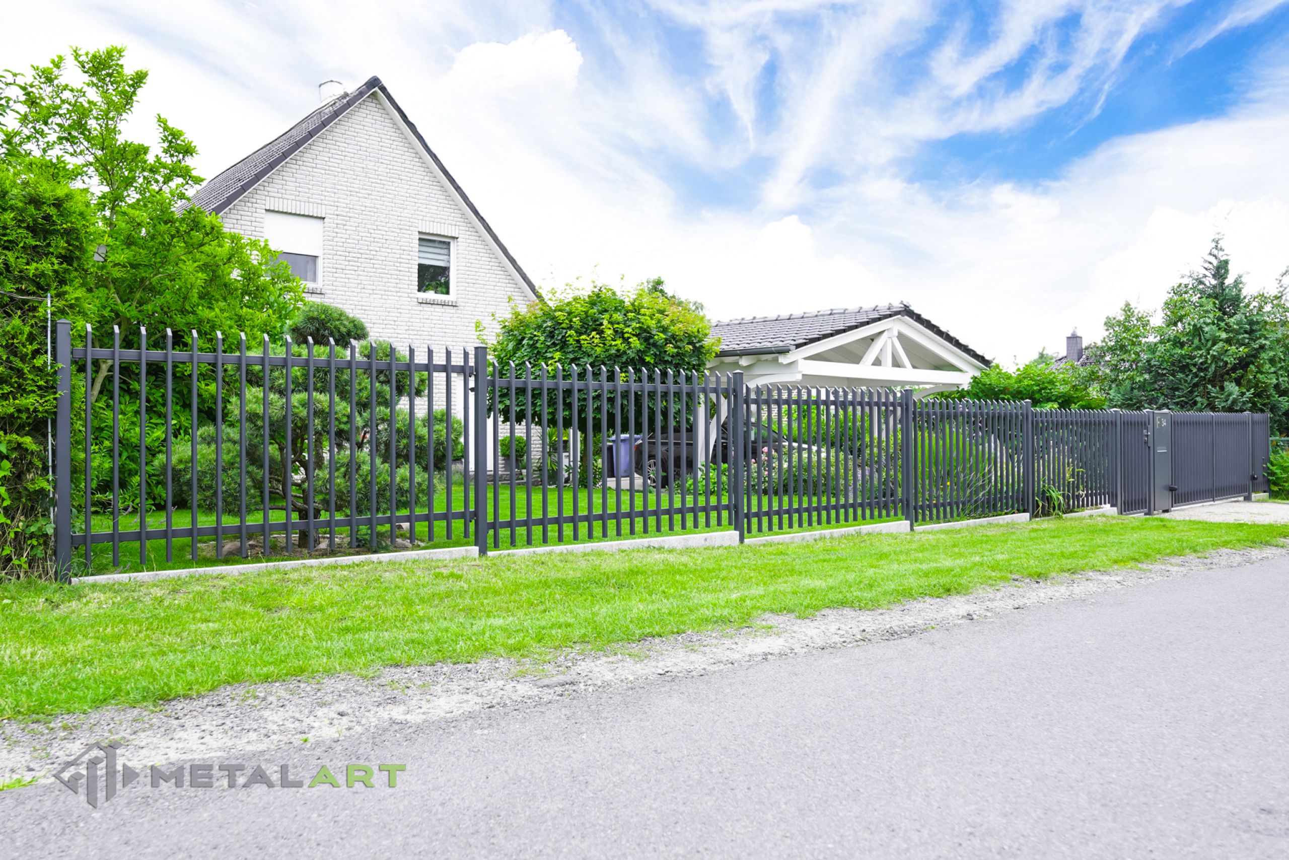 Zaunprojekt, Zaunportfolio, moderne Zäune, Zaunanlage Projekt, Zaun Metal Art, Zäune aus Polen, Zaun Berlin, Zaun günstig kaufen, Zäune und Tore