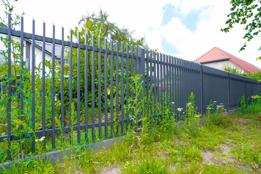 Zaunprojekt, Zaunportfolio, moderne Zäune, Zaunanlage Projekt, Zaun Metal Art, Zäune aus Polen, Zaun Berlin, Zaun günstig kaufen, Zäune und Tore