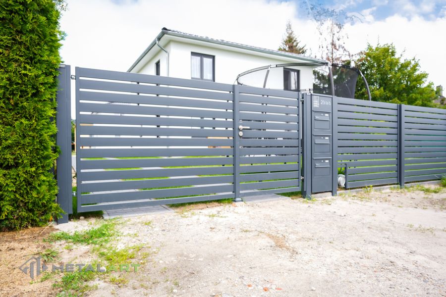 Sichtschutzzaun, Sichtschutzzäune, moderne Zäune, Zaunanlage Projekt, Zaun Metal Art, Zäune aus Polen, Zaun Berlin, Zaun günstig kaufen, Zäune und Tore, moderne Zäune, Sichtschutzzäune