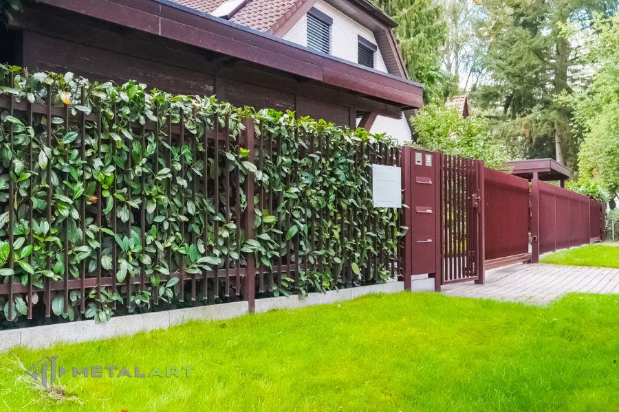 Zaunprojekt, Zaunportfolio, Zaunmuster, moderne Zäune, Zaunanlage Projekt, Zaun Metal Art, Zäune aus Polen, Zaun Berlin, Zaun günstig kaufen, Zäune und Tore