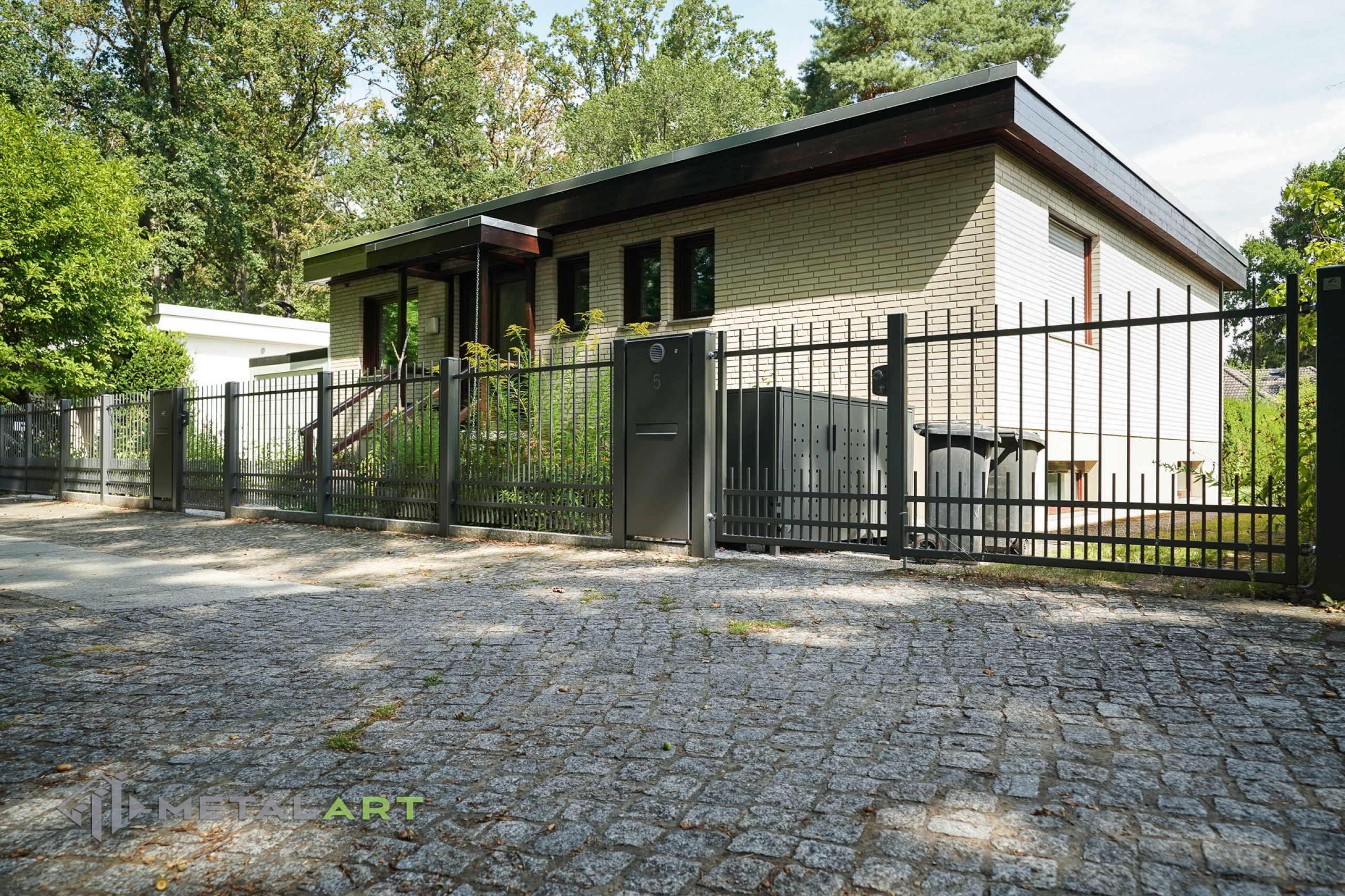 Zaunprojekt, klassische Zäune, Gartenzaun, Gartenzäune