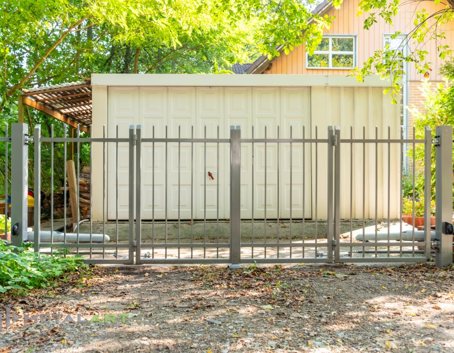 Zaunprojekt, klassische Zäune, Gartenzaun, Gartenzäune