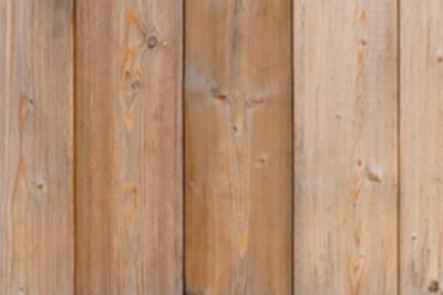 Sichtschutzzaun mit Holzfüllung