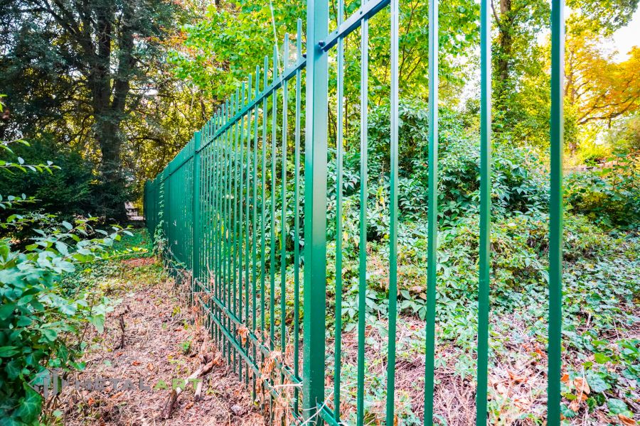 Zaunanlage, Zaunprojekt, Zaunportfolio, Zaunmuster, Schmiedezaun, Schmiedezäune, Zaun Metal Art, Zäune aus Polen, Zäune und Tore, klassische Zäune, Gartenzaun, Gartenzäune