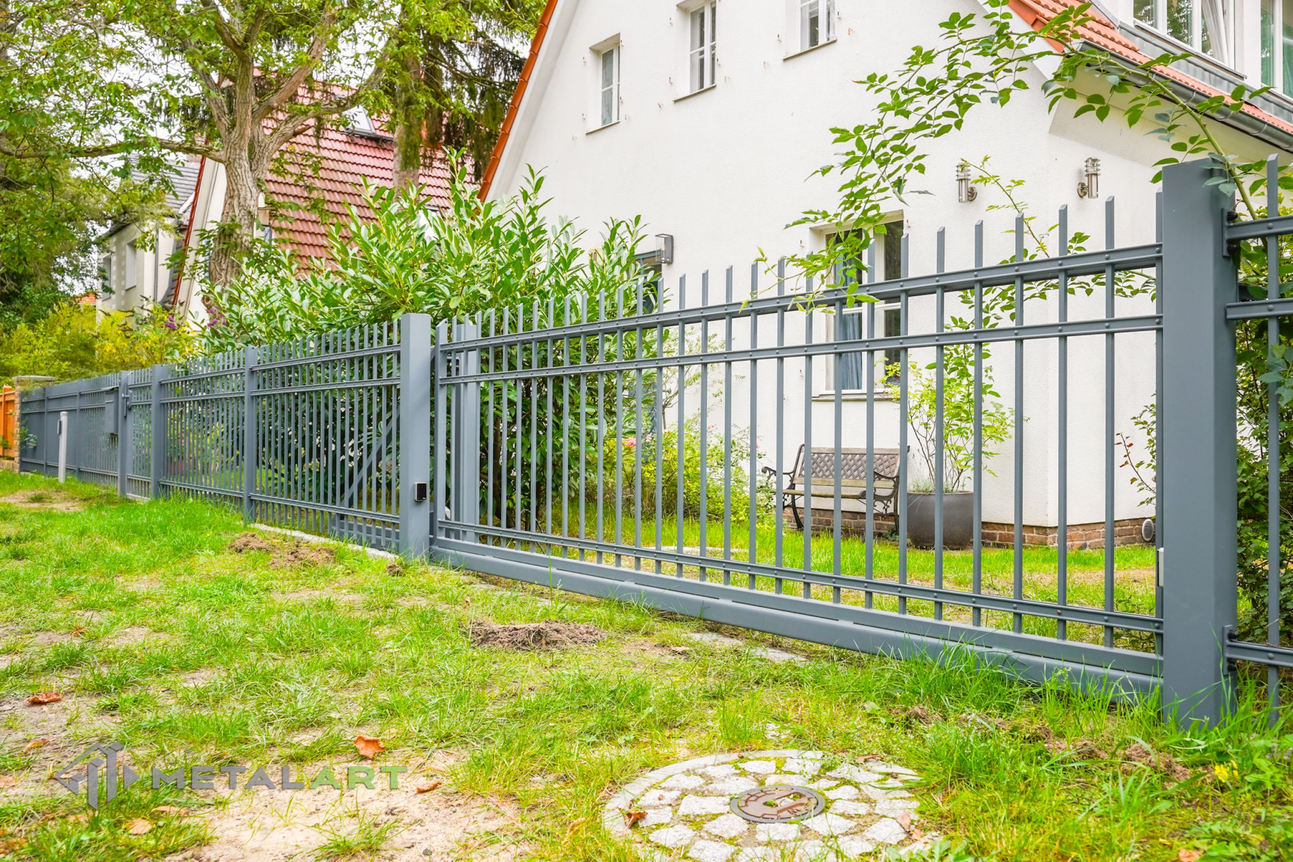 Zaunprojekt, Schmiedezaun, klassische Zäune, Gartenzaun, Gartenzäune