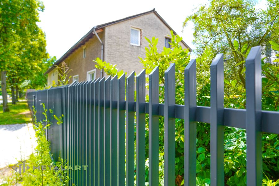 Zaunprojekt, Zaunportfolio, moderne Zäune, Zaunanlage Projekt, Zaun Metal Art, Zäune aus Polen, Zaun Berlin, Zaun günstig kaufen, Zäune und Tore