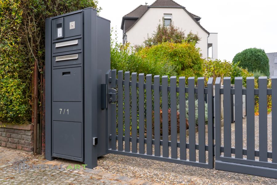 Sichtschutzzaun, Zaunprojekt, Zaunportfolio, moderne Zäune, Zaunanlage Projekt, Zaun Metal Art, Zäune aus Polen, Zaun Berlin, Zaun günstig kaufen, Zäune und Tore