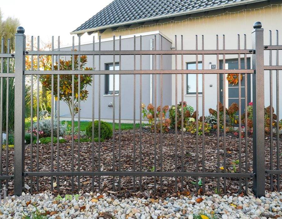 Zaunprojekt, Zaunmuster, Schmiedezaun, klassische Zäune, Gartenzaun