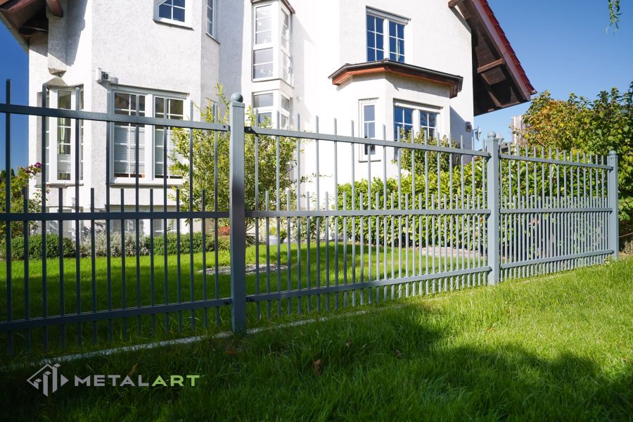 Zaunprojekt, Zaunportfolio, Zaunmuster, Schmiedezaun, Gartenzaun,