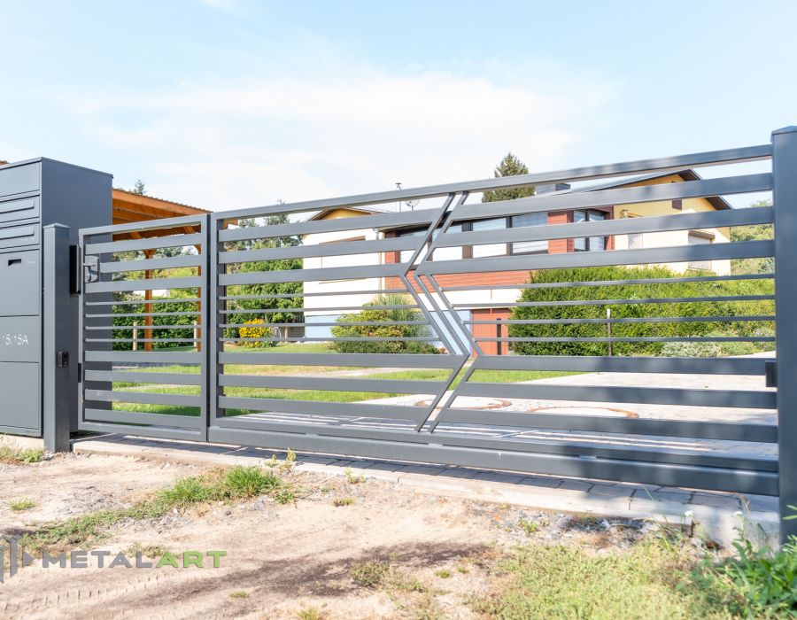 moderne Zäune, Zaunanlage Projekt, Zaun Metal Art, Zäune aus Polen, Zaun Berlin, Zaun günstig kaufen, Zäune und Tore