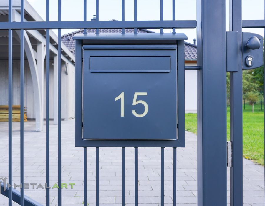 Zaunprojekt, Zaunmuster, Schmiedezaun, klassische Zäune, Gartenzaun