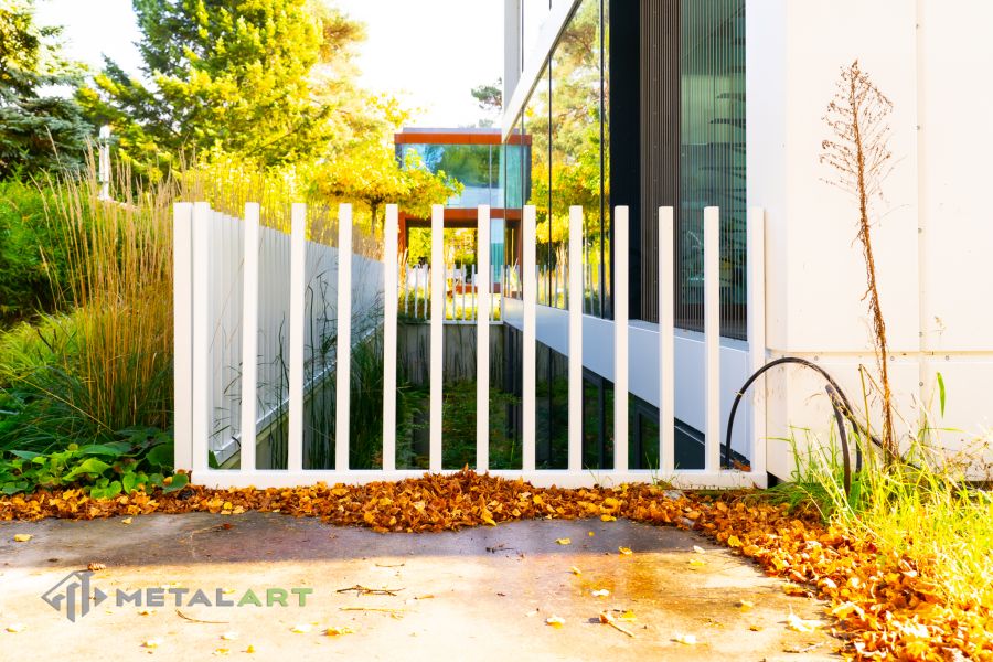 Zaunprojekt, Zaunportfolio, moderne Zäune, Zaunanlage Projekt, Zaun Metal Art, Zäune aus Polen, Zaun Berlin, Zaun günstig kaufen, Zäune und Tore