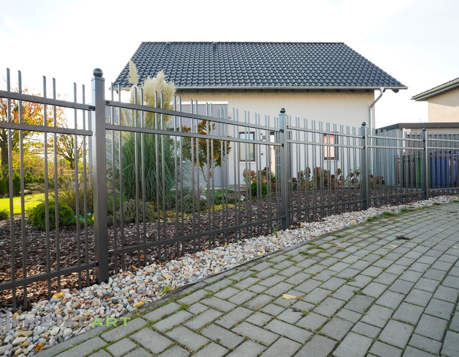 Zaunprojekt, Zaunmuster, Schmiedezaun, klassische Zäune, Gartenzaun