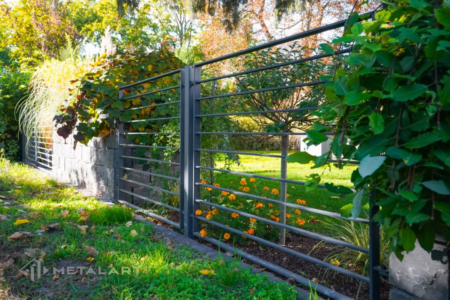 moderne Zäune, Zaunanlage Projekt, Zaun Metal Art, Zäune aus Polen, Zaun Berlin, Zaun günstig kaufen, Zäune und Tore, moderne Zäune, Sichtschutzzäune