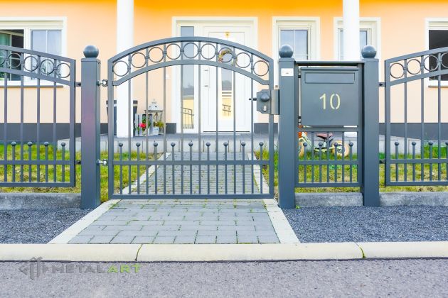 Pforte, Zaunprojekt, Zaunportfolio, Gartenzaun, Gartenzäune