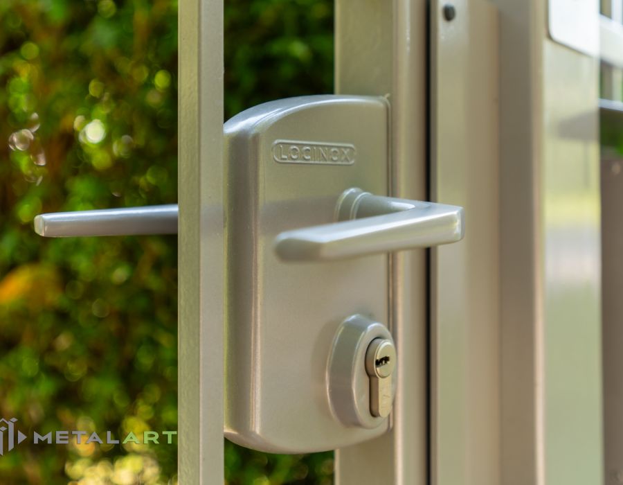 Zaunprojekt, klassische Zäune, Gartenzaun, Gartenzäune