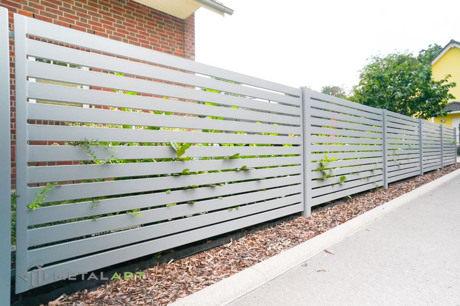 Sichtschutzzaun, Sichtschutzzäune, moderne Zäune, Zaunanlage Projekt, Zaun Metal Art, Zäune aus Polen, Zaun Berlin, Zaun günstig kaufen, Zäune und Tore, moderne Zäune, Sichtschutzzäune