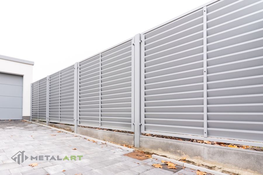 moderne Zäune, Zaunanlage Projekt, Zaun Metal Art, Zäune aus Polen, Zaun Berlin, Zaun günstig kaufen, Zäune und Tore, moderne Zäune, Sichtschutzzäune