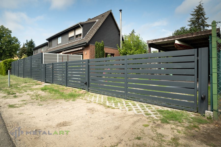 Sichtschutzzaun, Sichtschutzzäune, moderne Zäune, Zaunanlage Projekt, Zaun Metal Art, Zäune aus Polen, Zaun Berlin, Zaun günstig kaufen, Zäune und Tore, moderne Zäune, Sichtschutzzäune