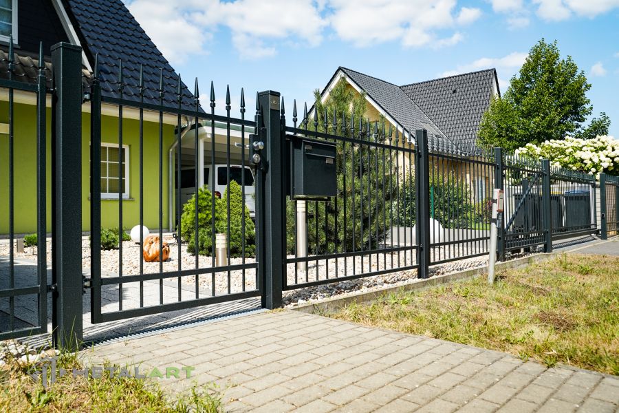 Zaunprojekt, Zaunmuster, Schmiedezaun, Bogenzaun