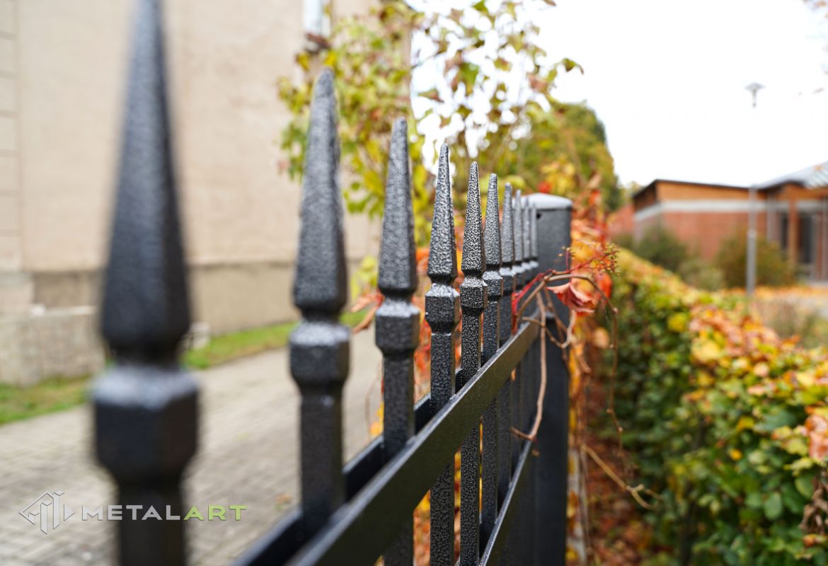 Zaun Metal Art, Zäune aus Polen, Zaun Berlin, Zaun günstig kaufen, klassische Zäune