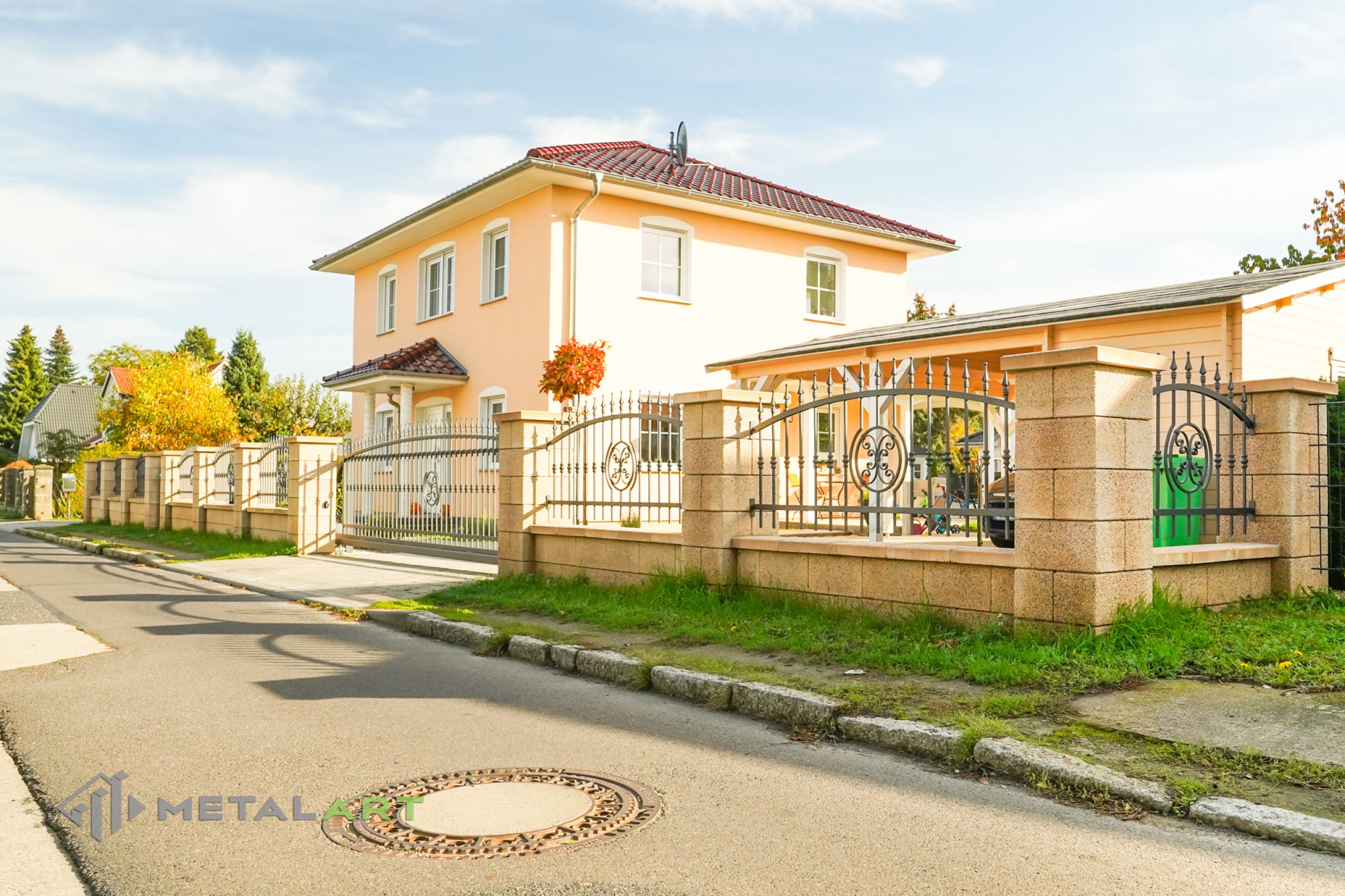 Zaunprojekt, Schmiedezaun, Zaunanlage in Welle, Zaun Metal Art, Zäune aus Polen, Zaun Berlin, Zaun günstig kaufen, Zäune und Tore, klassische Zäune, Schmuckzaun, Schmuckzäune, Gartenzaun, Gartenzäune