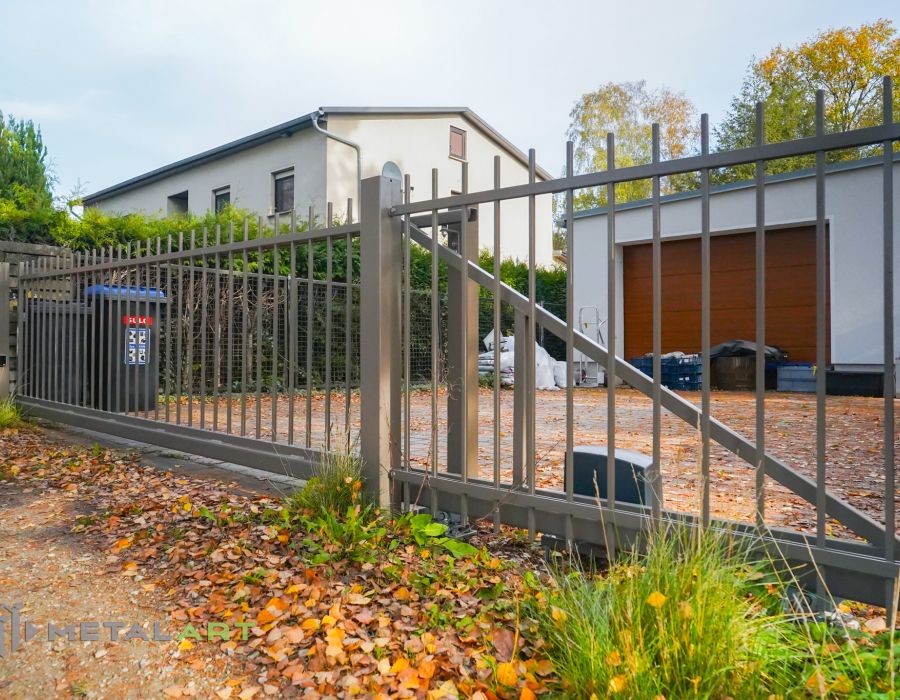 Schiebetor, Zaunprojekt, klassische Zäune, Gartenzaun, Gartenzäune