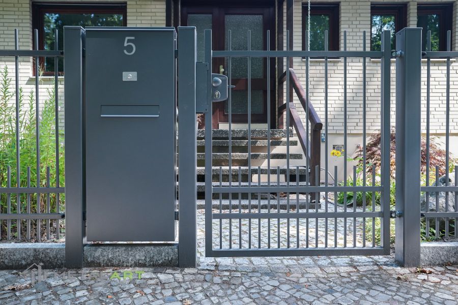 Zaunprojekt, Schmiedezaun, Schmiedezäune, Zaunanlage Projekt, Zaun Metal Art, Zäune aus Polen, Zaun Berlin, klassische Zäune, Gartenzaun, Gartenzäune