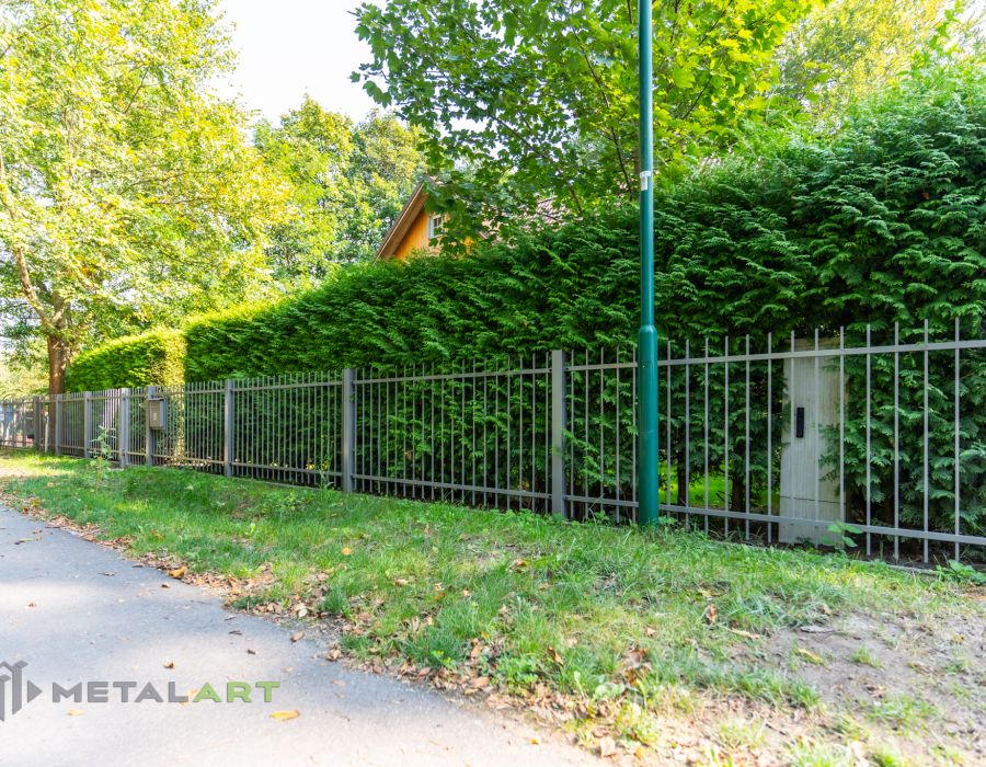 Zaunprojekt, klassische Zäune, Gartenzaun, Gartenzäune