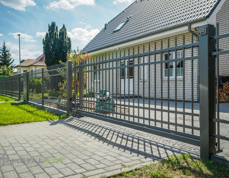 Schmiedezaun, Schmiedezäune, klassische Zäune, Gartenzaun