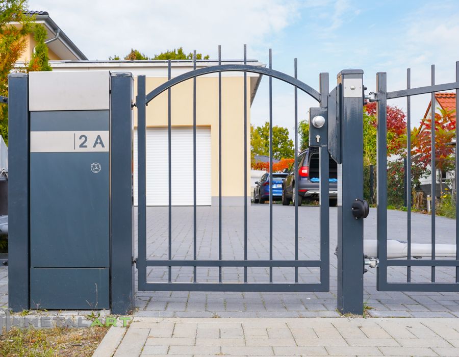 Zaunprojekt, klassische Zäune, Gartenzaun, Gartenzäune
