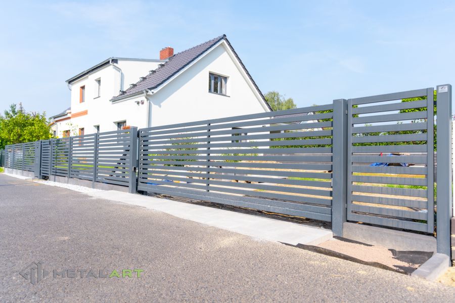 Sichtschutzzaun, Sichtschutzzäune, moderne Zäune, Zaunanlage Projekt, Zaun Metal Art, Zäune aus Polen, Zaun Berlin, Zaun günstig kaufen, Zäune und Tore, moderne Zäune, Sichtschutzzäune