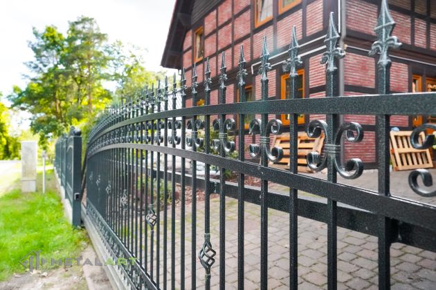 Gartenzaun, Zaunprojekt, Zaunportfolio, Zaunmuster, moderne Zäune, Zaunanlage Projekt, Zaun Metal Art, Zäune aus Polen, Zaun Berlin, Zaun günstig kaufen, Zäune und Tore, klassische Zäune, Schmuckzaun, Schmuckzäune