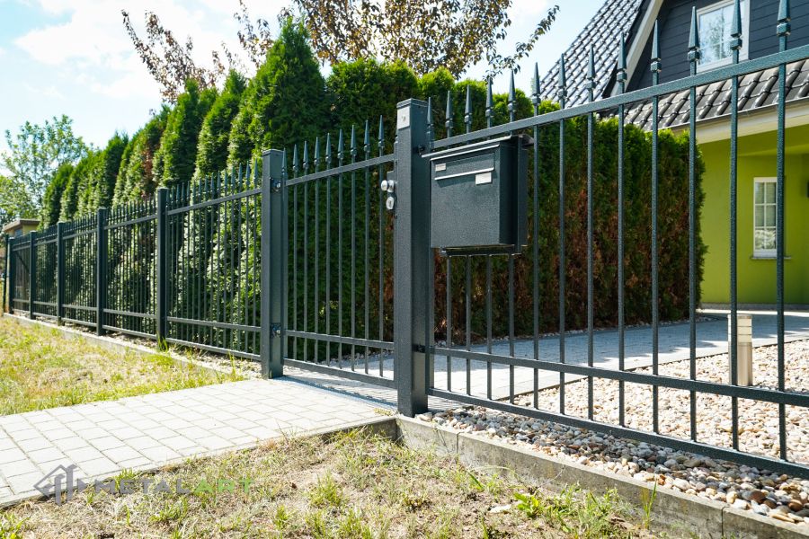 Zaunprojekt, Zaunmuster, Schmiedezaun, Bogenzaun