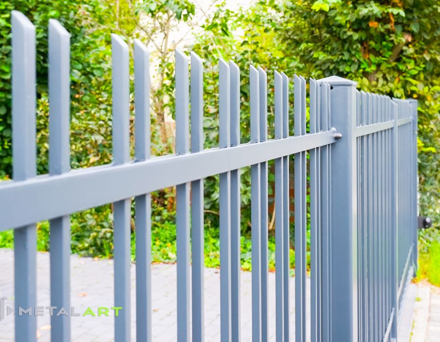 Zaunprojekt, Zaunmuster, Schmiedezaun, klassische Zäune, Gartenzaun