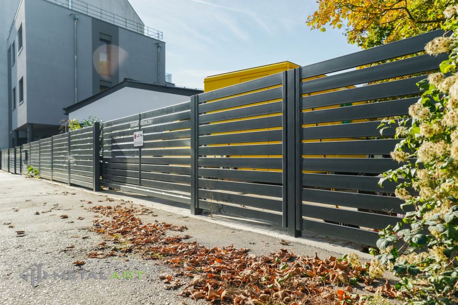 Sichtschutzzaun, Sichtschutzzäune, moderne Zäune, Zaunanlage Projekt, Zaun Metal Art, Zäune aus Polen, Zaun Berlin, Zaun günstig kaufen, Zäune und Tore, moderne Zäune, Sichtschutzzäune