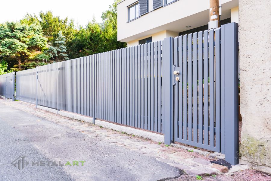 Sichtschutzzaun, Zaunprojekt, Zaunportfolio, moderne Zäune, Zaunanlage Projekt, Zaun Metal Art, Zäune aus Polen, Zaun Berlin, Zaun günstig kaufen, Zäune und Tore