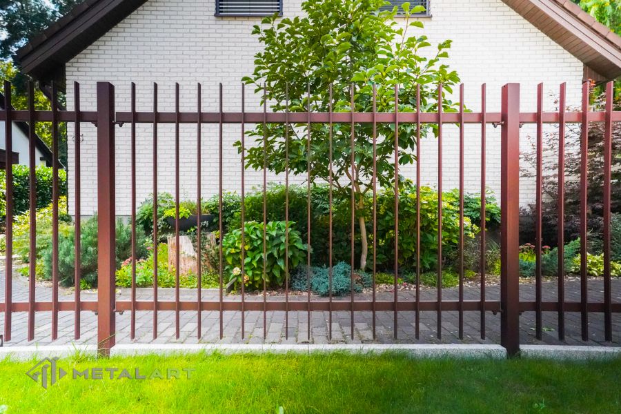 Zaunprojekt, Zaunportfolio, Zaunmuster, moderne Zäune, Zaunanlage Projekt, Zaun Metal Art, Zäune aus Polen, Zaun Berlin, Zaun günstig kaufen, Zäune und Tore