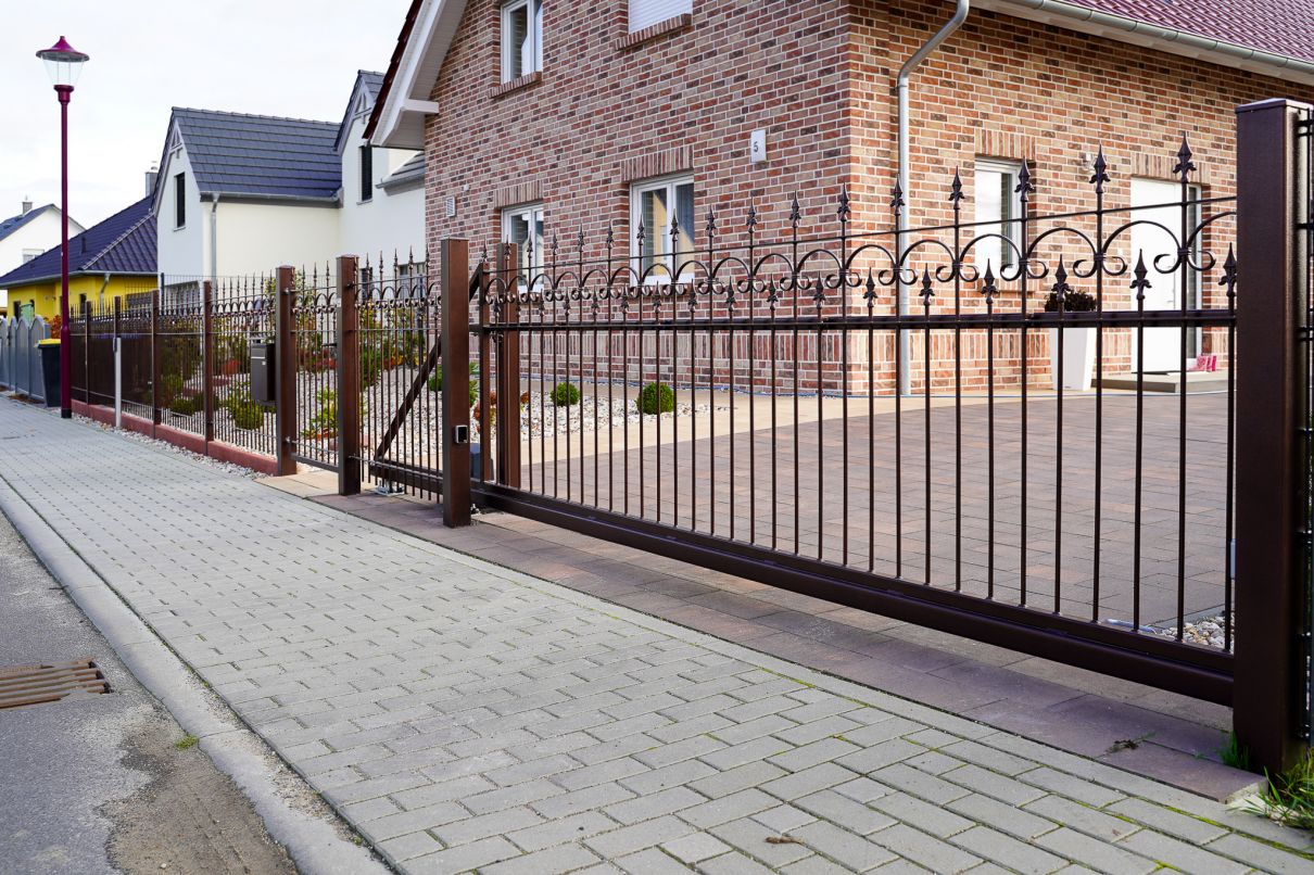 Zaun aus Polen MetalArt Schiebetor